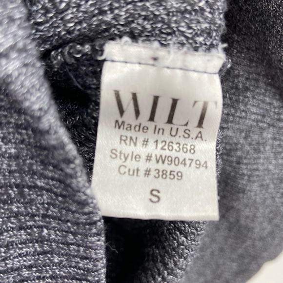 WILT Gray One Cold Shoulder Long Sleeve Hooded Waffle Knit Sweater Size Small - Picture 6 of 6